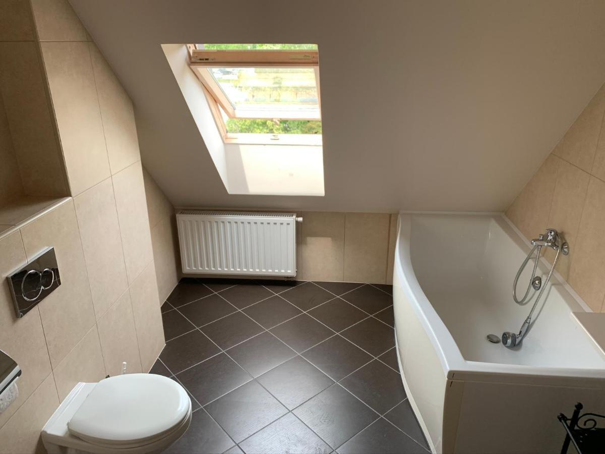 Robinson Szigete Apartment Balatonfured Exterior photo